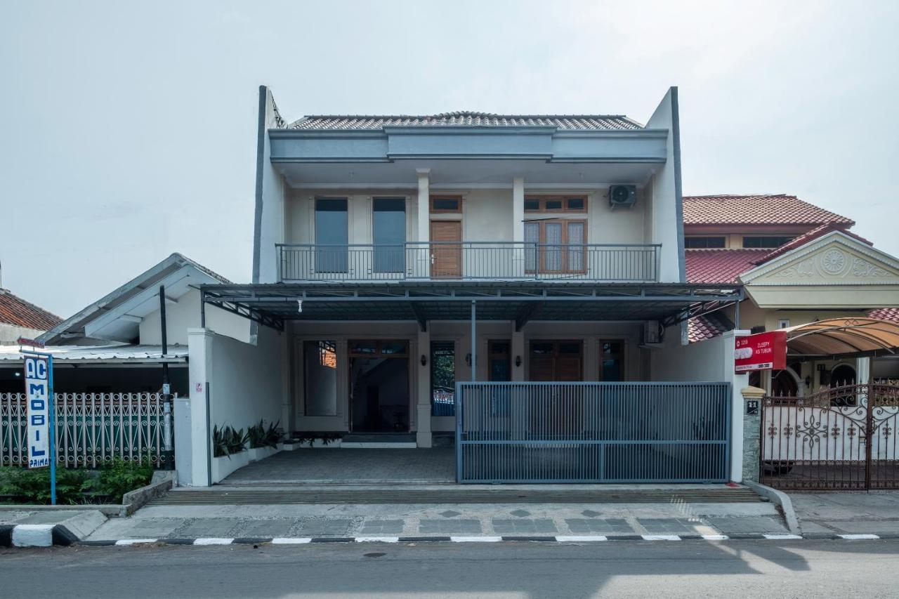 Oyo 2259 Zleepy Ks Tubun Hotel Cirebon Exterior photo